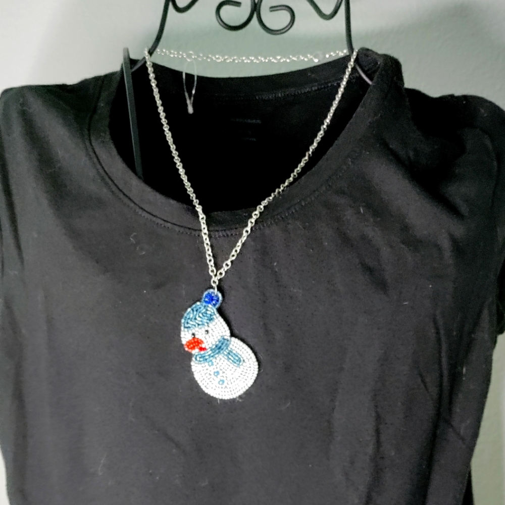 Snowman necklace